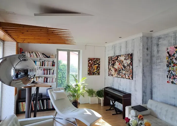 L\'Appartement - Chambre Avec Salle De Bains Et Wc Dans Une Galerie D\'Art